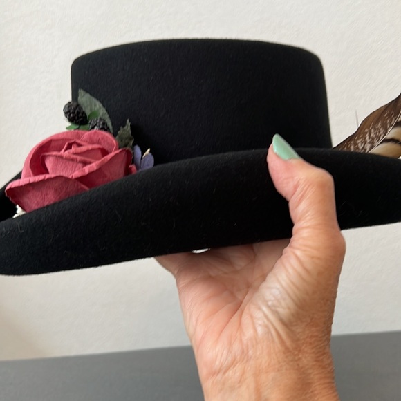 Gorgeous New 100% wool ladies equestrian hat. Made in the US by Bollman Hat Co. - Picture 5 of 5